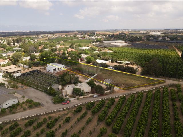 משק חקלאי/ נחלה