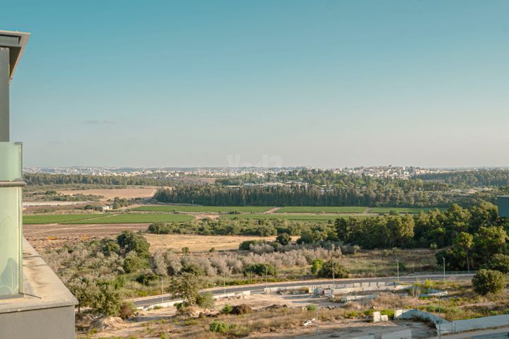 גג/ פנטהאוז, חריש