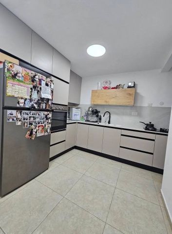טייטלבאום 18