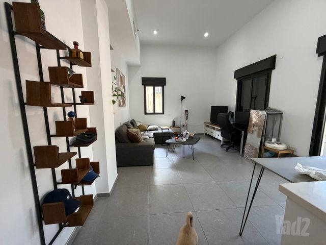 דירה למכירה בתל אביב יפו (תיווך) — 2
