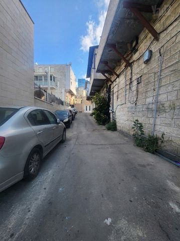 שער פלמר, תחנת רכבת השמונה