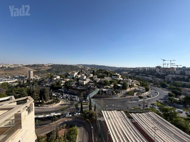 גג/ פנטהאוז למכירה בירושלים (תיווך) — 4