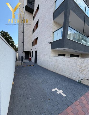 פרישמן 