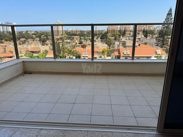 יאיר שטרן 
