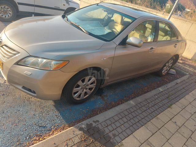 מודעת רכב טויוטה קאמרי