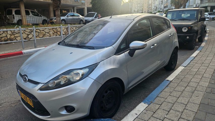 מודעת רכב פורד פיאסטה