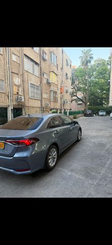 מודעת רכב טויוטה קורולה