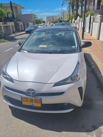 מודעת רכב טויוטה פריוס