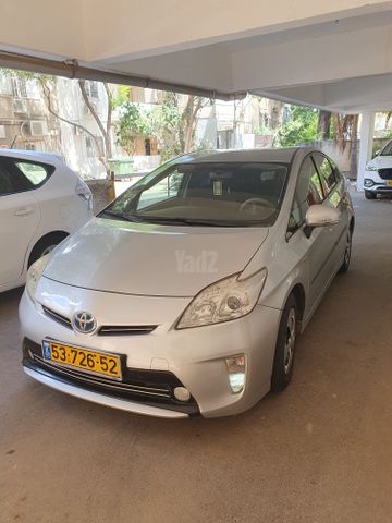 מודעת רכב טויוטה פריוס