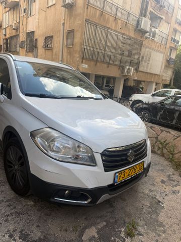 מודעת רכב סוזוקי קרוסאובר