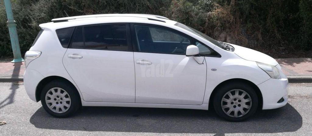 מודעת רכב טויוטה ורסו