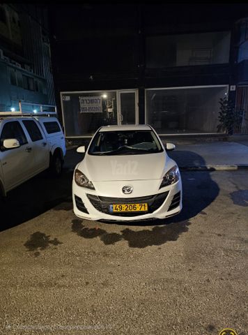 מודעת רכב מאזדה 3