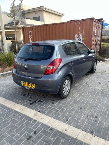מודעת רכב יונדאי i20