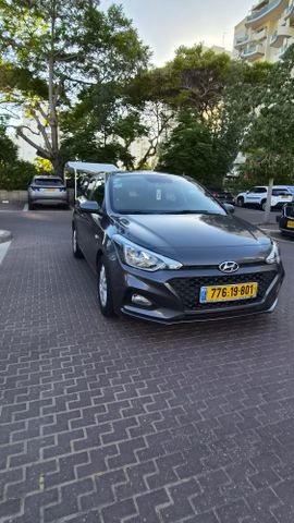 מודעת רכב יונדאי i20