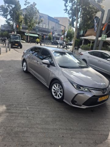 מודעת רכב טויוטה קורולה