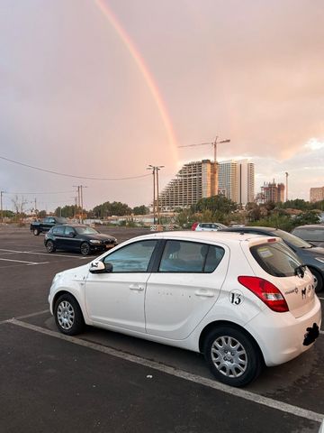 מודעת רכב יונדאי i20