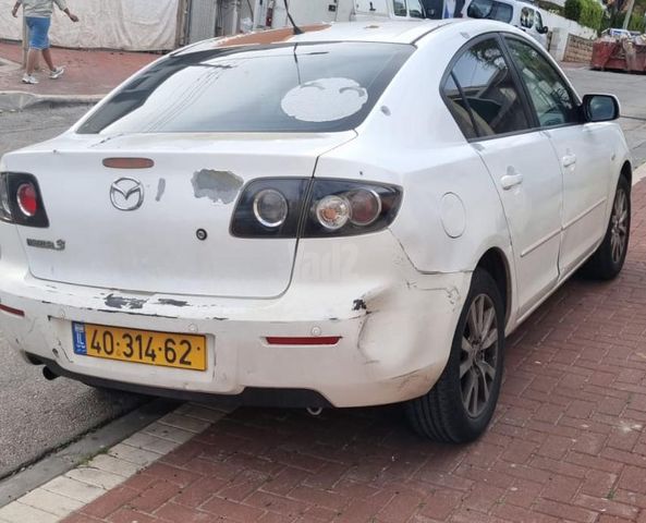 מודעת רכב מאזדה 3