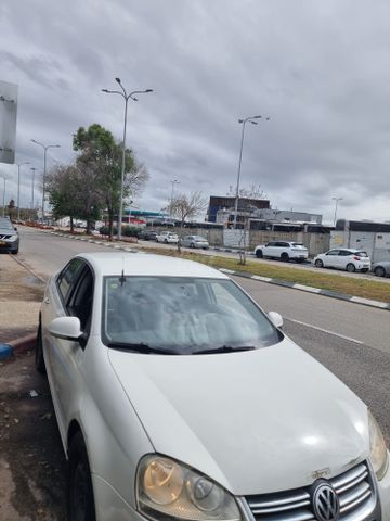 מודעת רכב פולקסווגן ג'טה