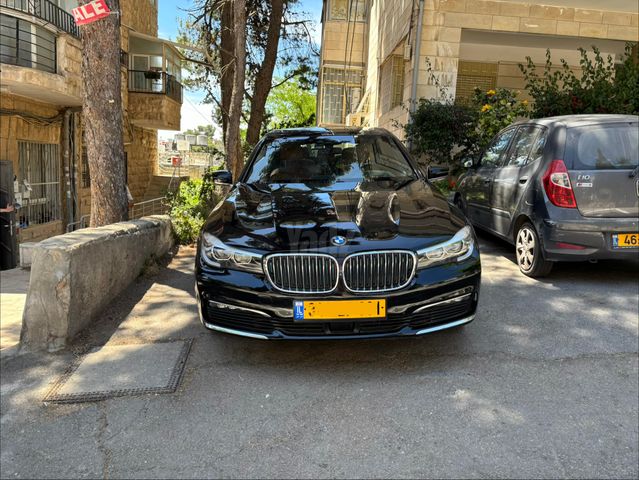 מודעת רכב ב מ וו סדרה 7