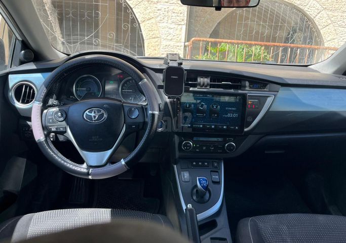 מודעת רכב טויוטה אוריס