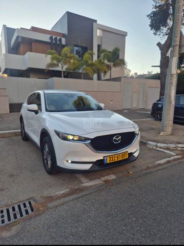 מודעת רכב מאזדה CX-5