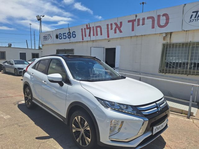 מודעת רכב מיצובישי אקליפס קרוס 1