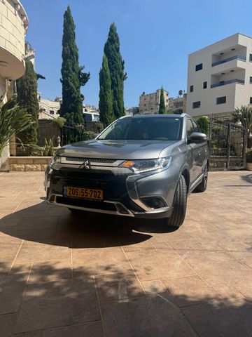 מודעת רכב מיצובישי אאוטלנדר