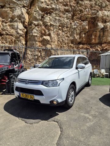 מודעת רכב מיצובישי אאוטלנדר
