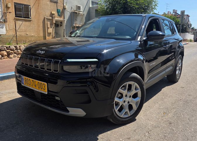מודעת רכב ג'יפ אוונגר