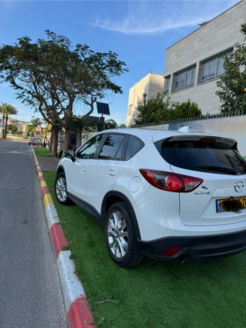 מודעת רכב מאזדה CX-5