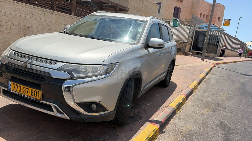 מודעת רכב מיצובישי אאוטלנדר