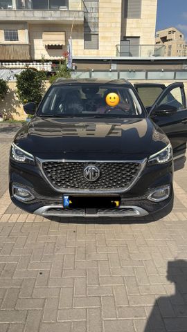 מודעת רכב אם ג'י EHS PHEV