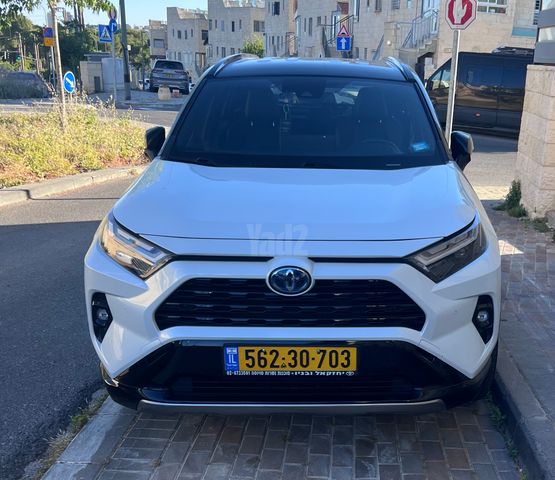 מודעת רכב טויוטה RAV4