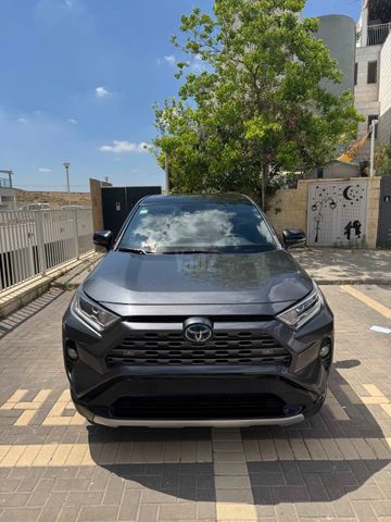 מודעת רכב טויוטה RAV4