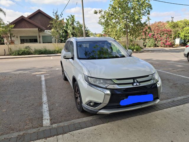 מודעת רכב מיצובישי אאוטלנדר