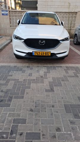 מודעת רכב מאזדה CX-5