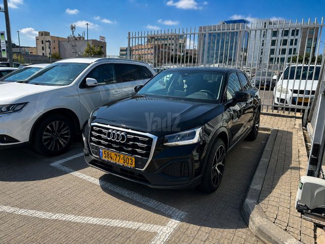 מודעת רכב אאודי Q2