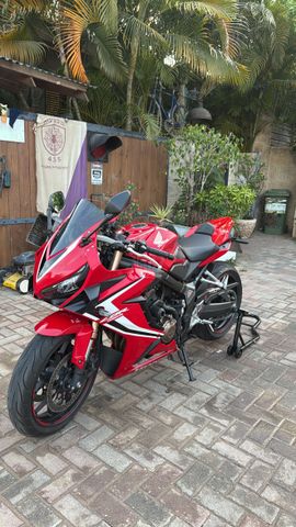מודעת רכב הונדה CBR650R