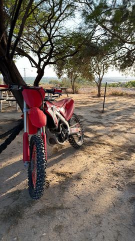 מודעת רכב הונדה CRF250R