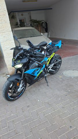 מודעת רכב ב.מ.וו S1000R