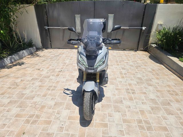 מודעת רכב הונדה X-ADV750
