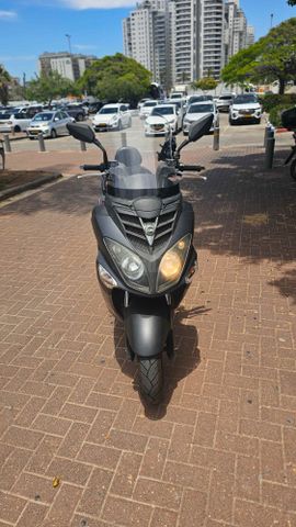 מודעת רכב סאן יאנג ג'וי רייד 200