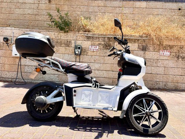 מודעת רכב Doohan iTank