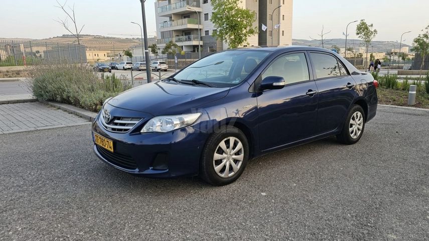 מודעת רכב טויוטה קורולה