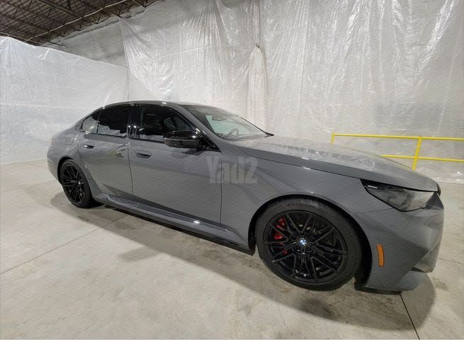 M5 Competition פלאג-אין אוט׳ 4.4 (585 כ״ס)
