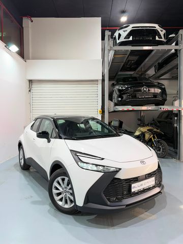 מודעת רכב טויוטה C-HR