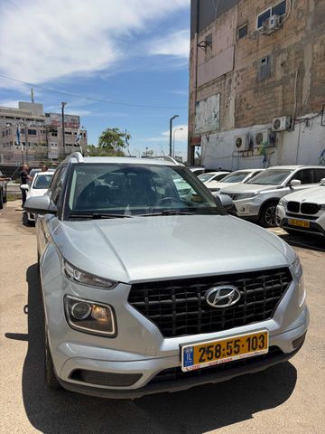 מודעת רכב יונדאי וניו
