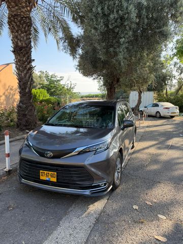 מודעת רכב טויוטה סיינה 3