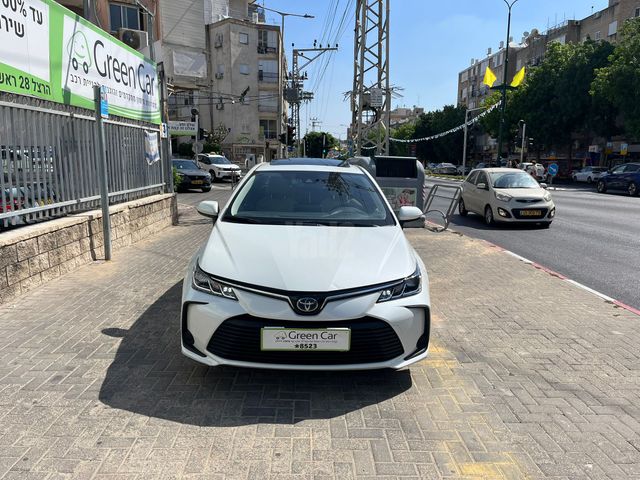 מודעת רכב טויוטה קורולה