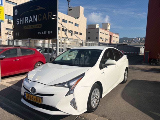מודעת רכב טויוטה פריוס